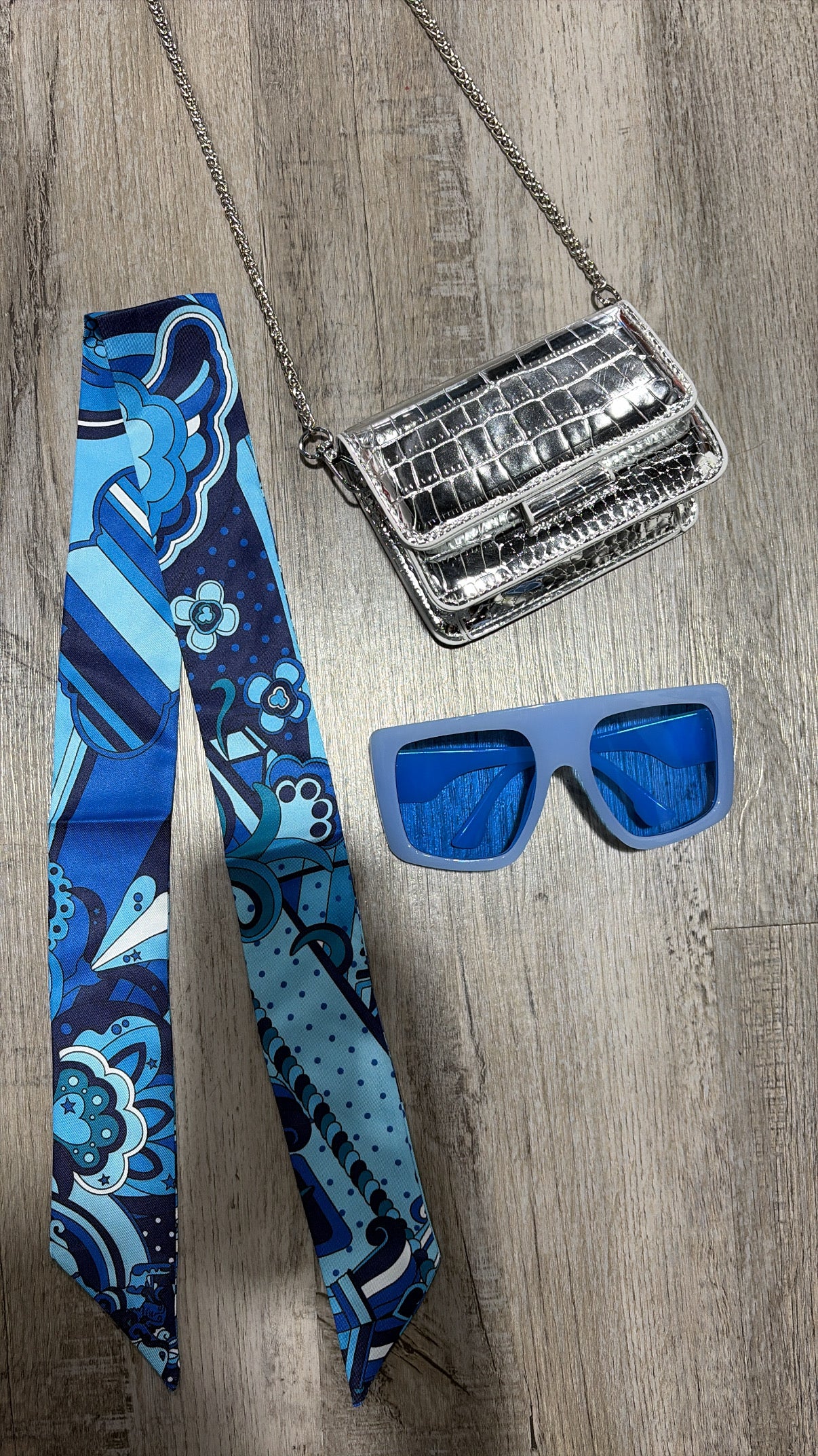“Pucci” style head scarf