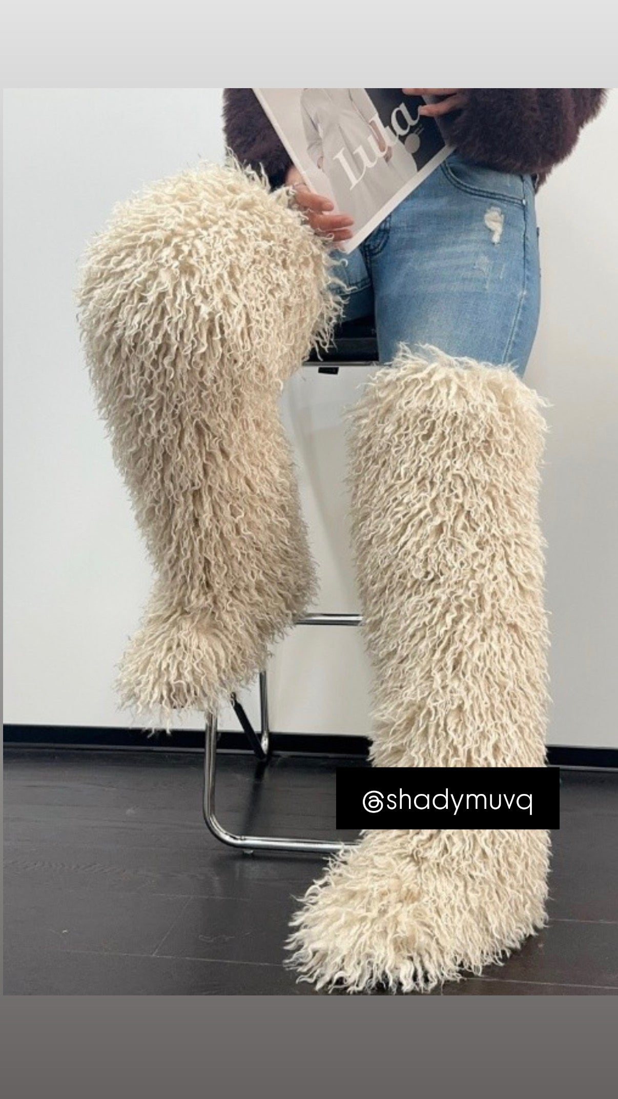 Y2K fur boots