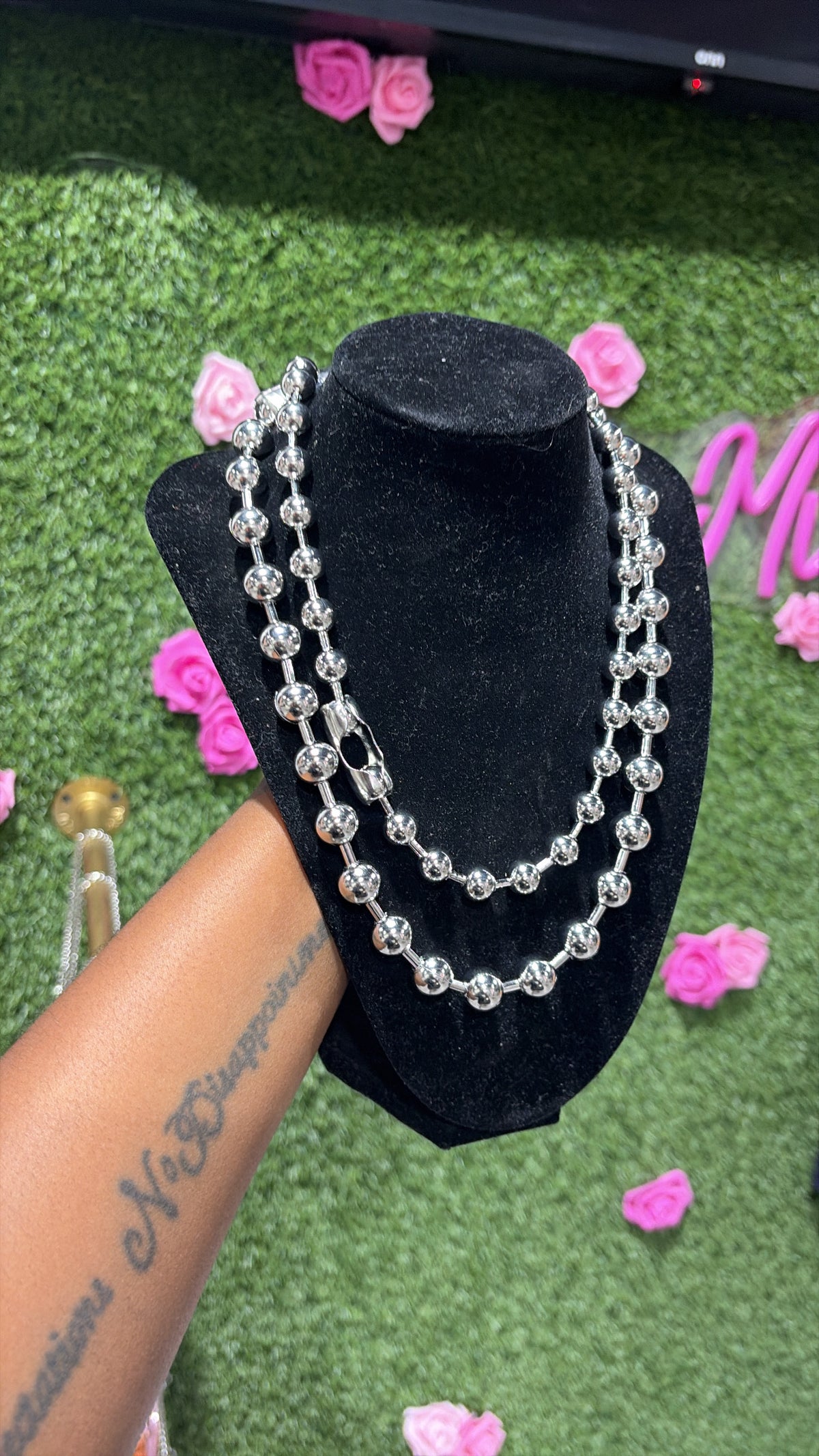 “Connected” necklace