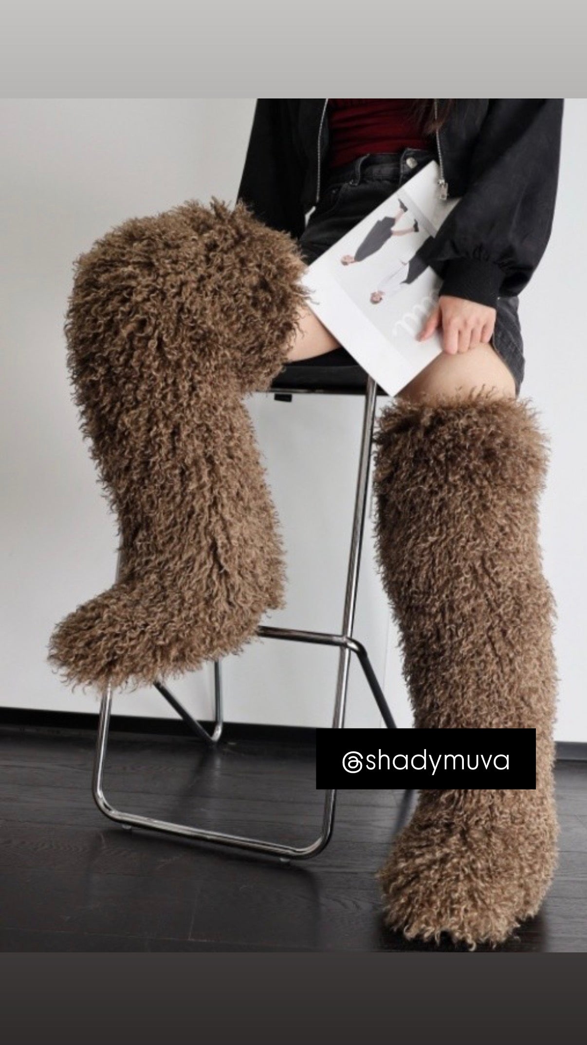Y2K fur boots