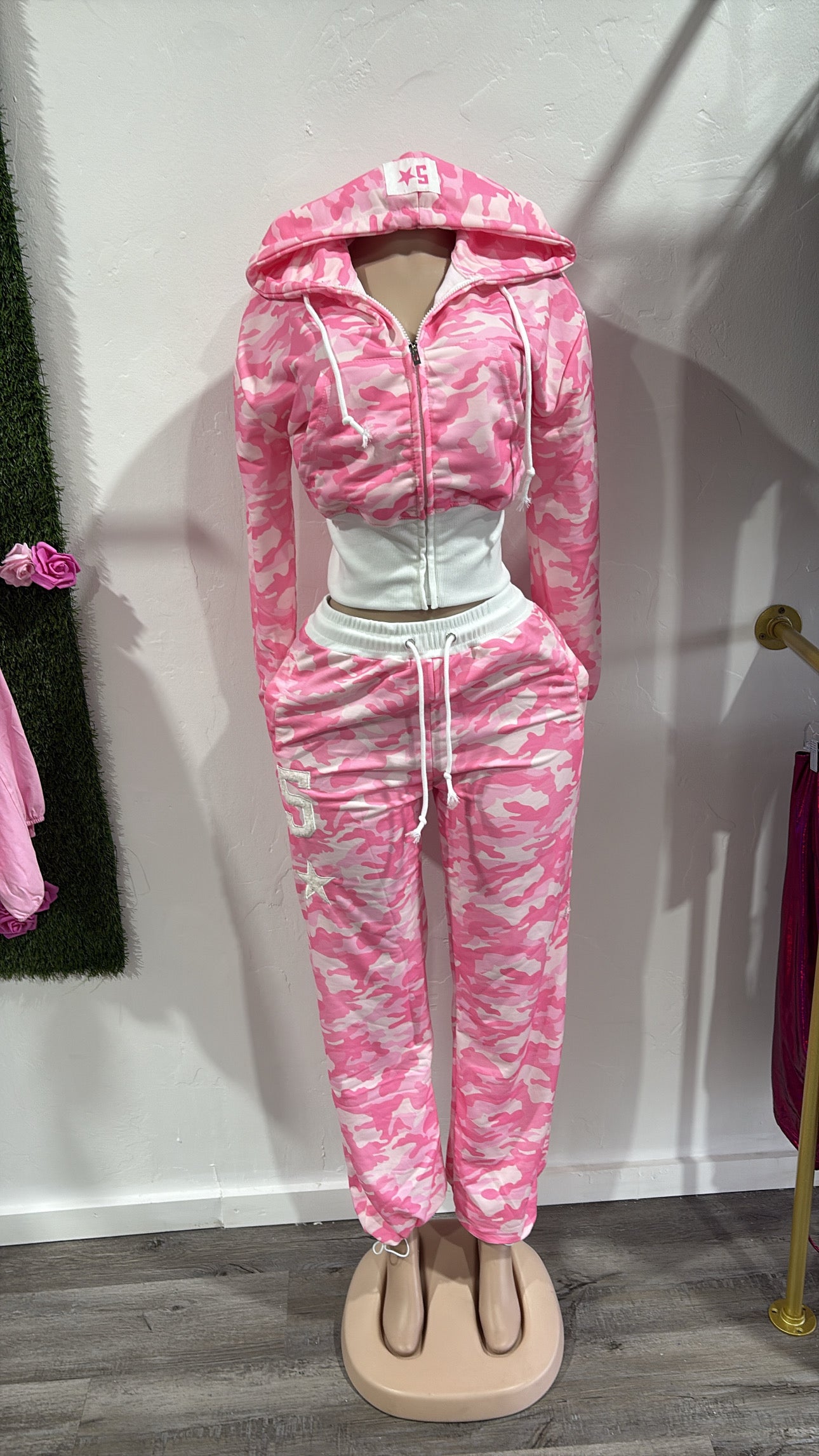 “Camo” set