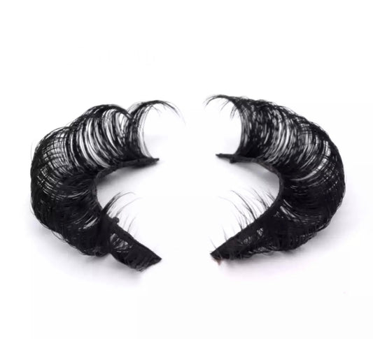 “Boss Type” lashes
