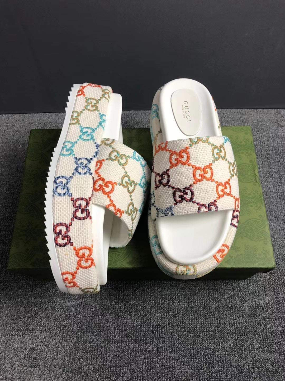 “GG style” slides (rainbow)